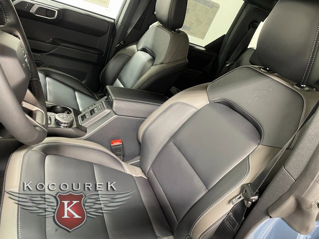 New 2025 Ford Bronco Outer Banks w/ Sasquatch Package image 12