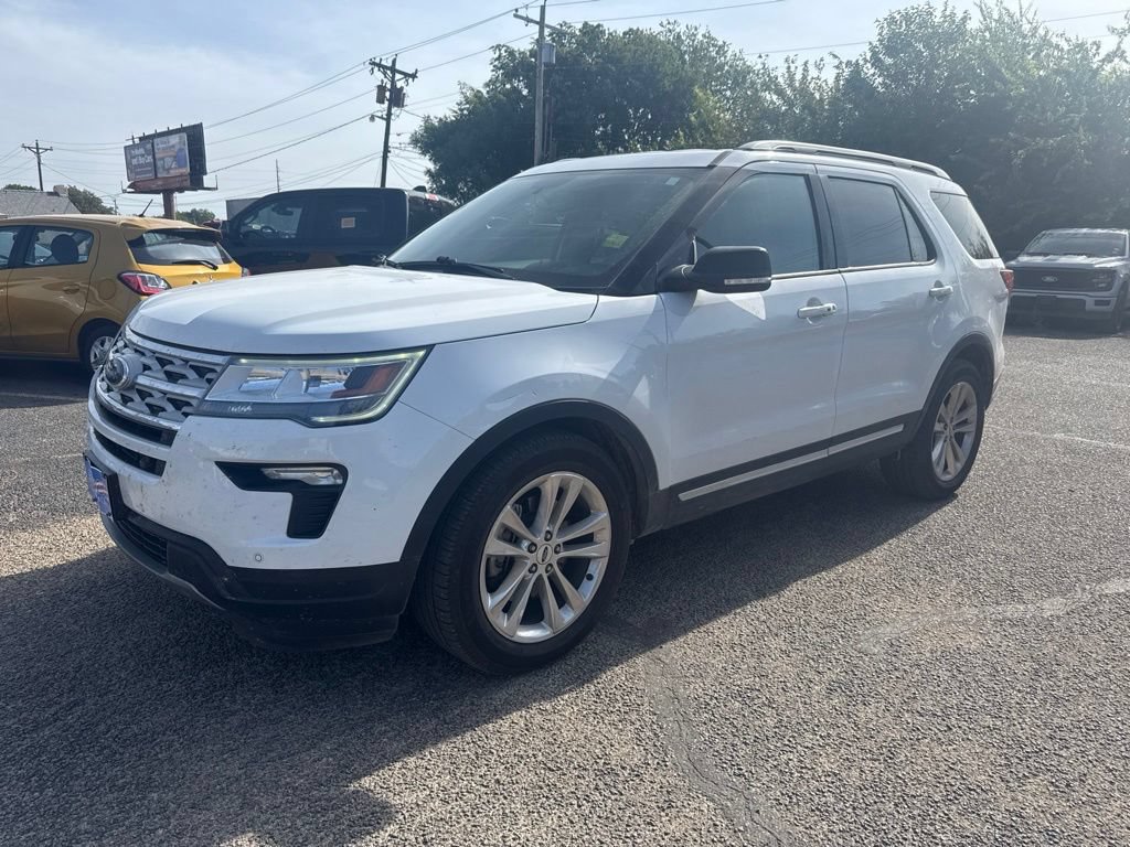 Used 2019 Ford Explorer XLT w/ Equipment Group 202A FWD image 5