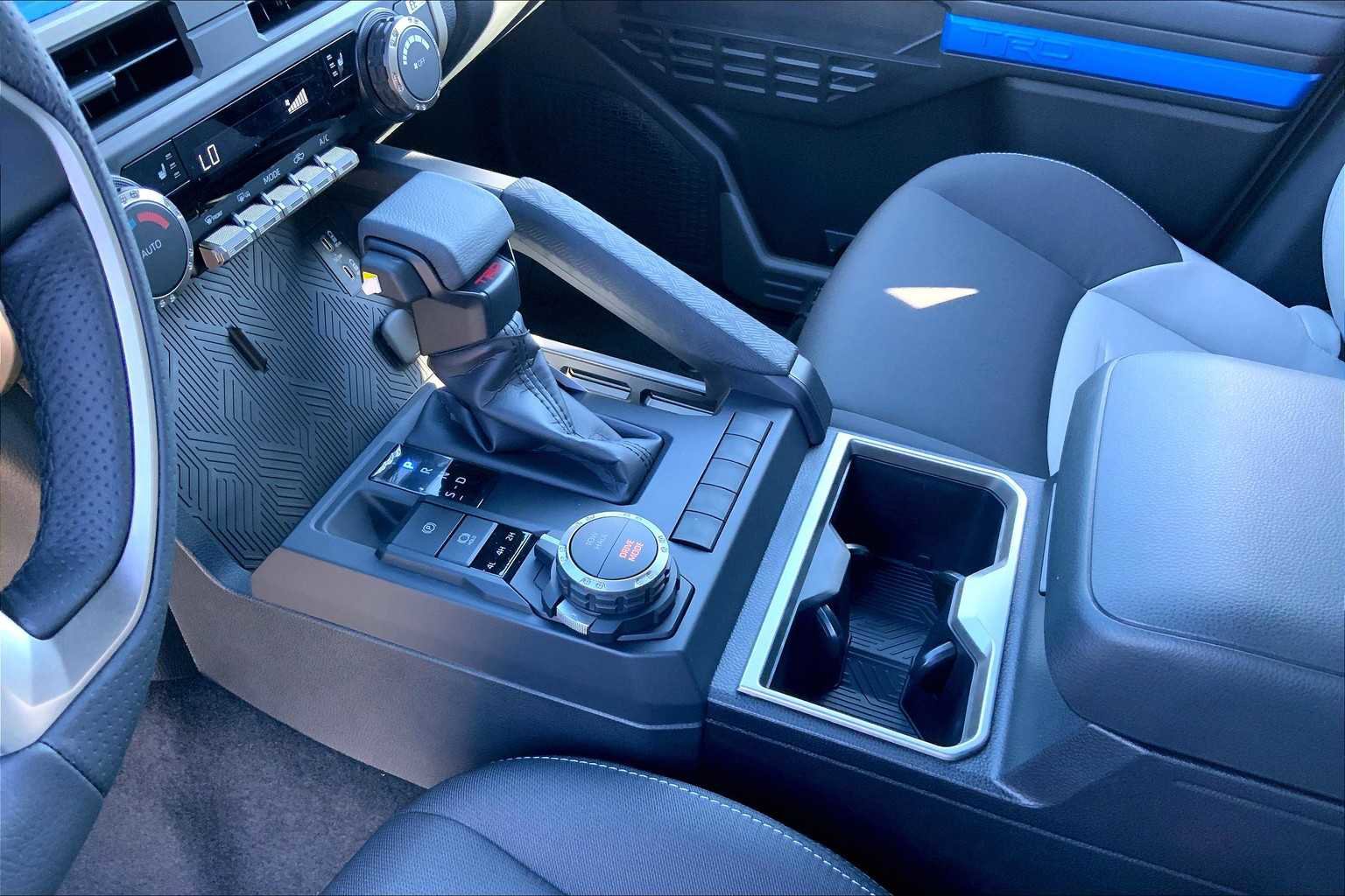 New 2025 Toyota Tacoma TRD Sport image 7