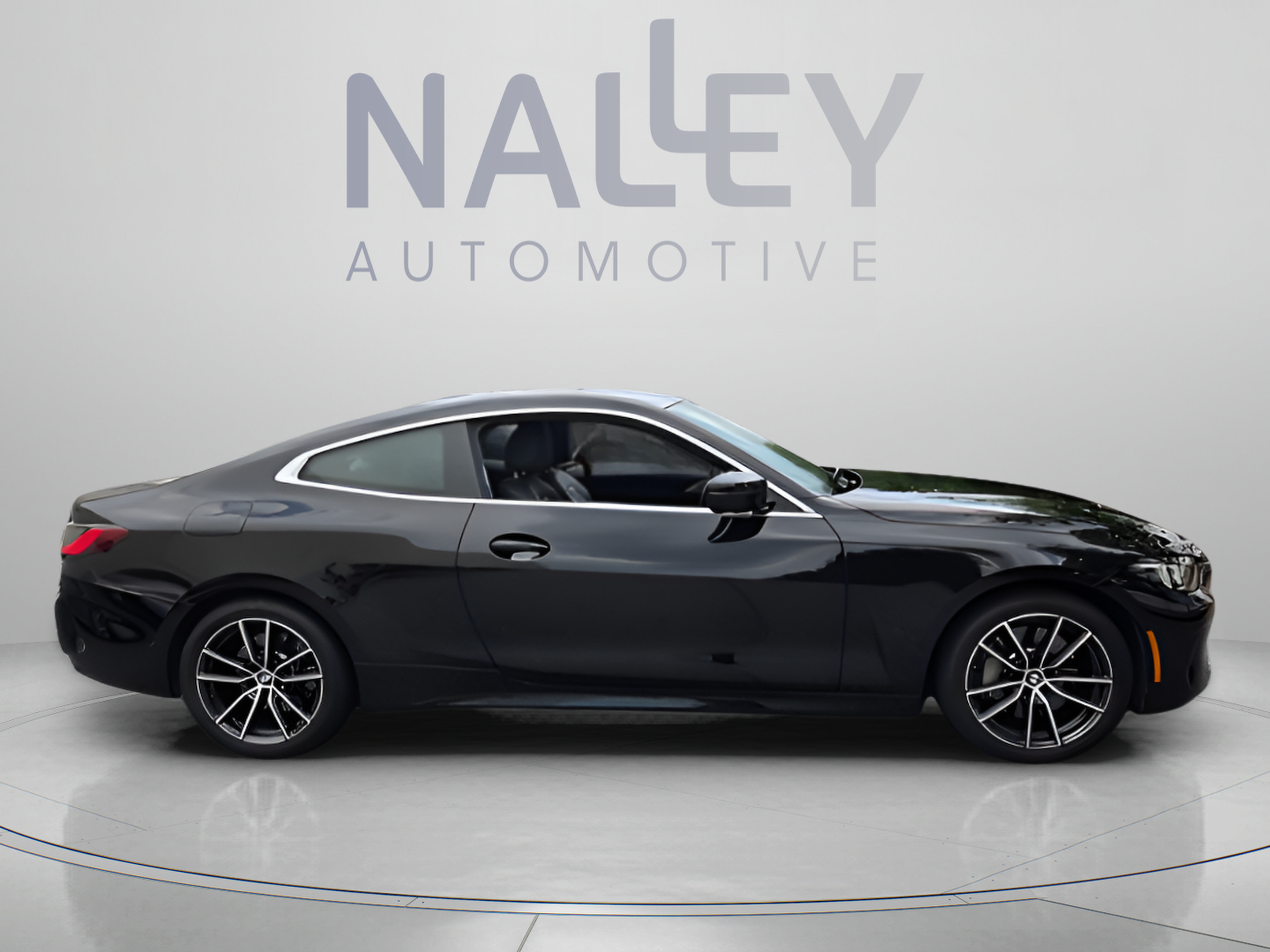 Used 2026 BMW 430i xDrive Coupe w/ Premium Package AWD/4WD image 5
