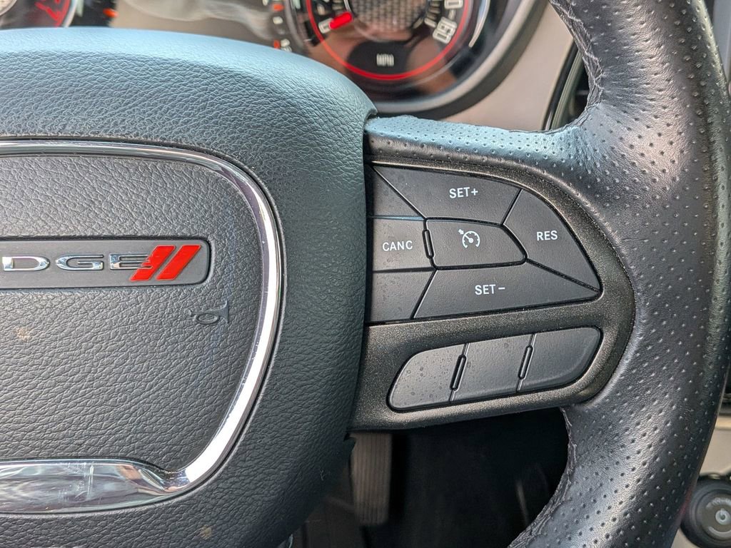 Used 2023 Dodge Challenger SXT w/ Blacktop Package image 28