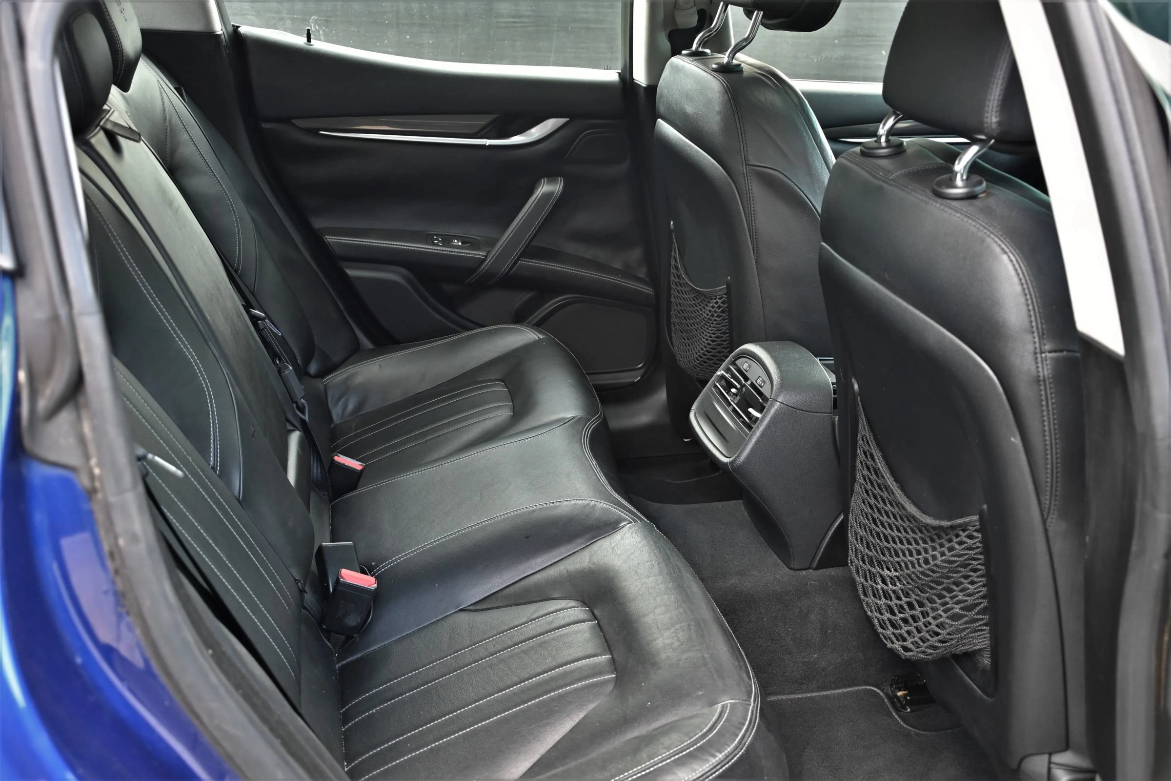 Used 2016 Maserati Ghibli RWD image 16