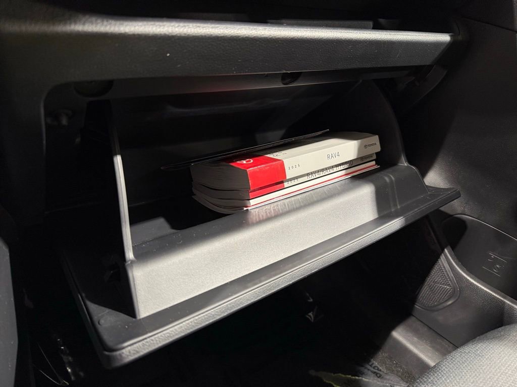 Certified 2025 Toyota RAV4 XLE image 28