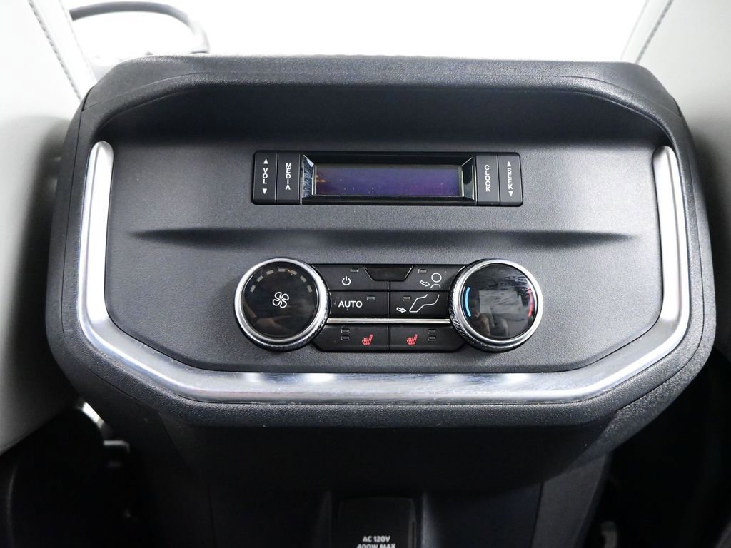 Used 2025 Ford Expedition Platinum w/ Platinum Ultimate Package image 29