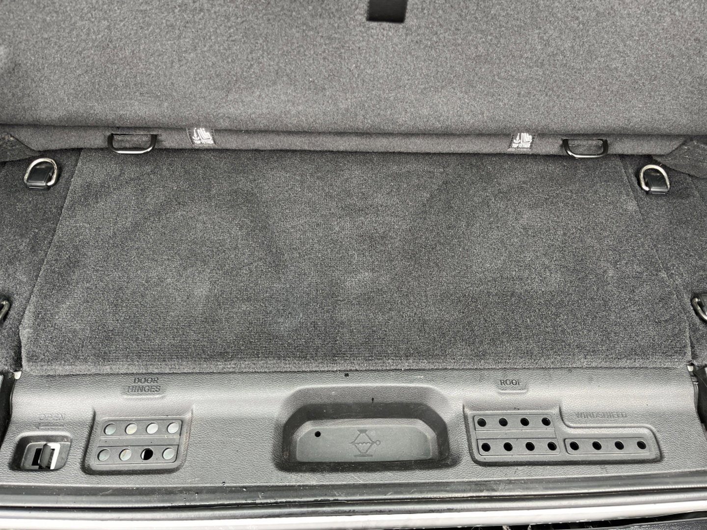 Used 2020 Jeep Wrangler Sport image 13