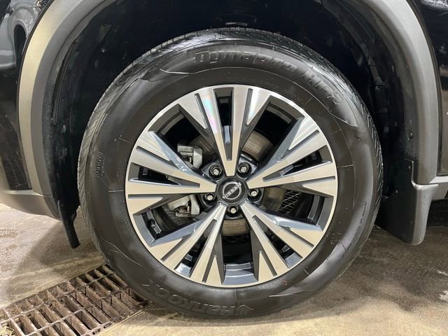 Used 2023 Nissan Rogue SV AWD/4WD image 28
