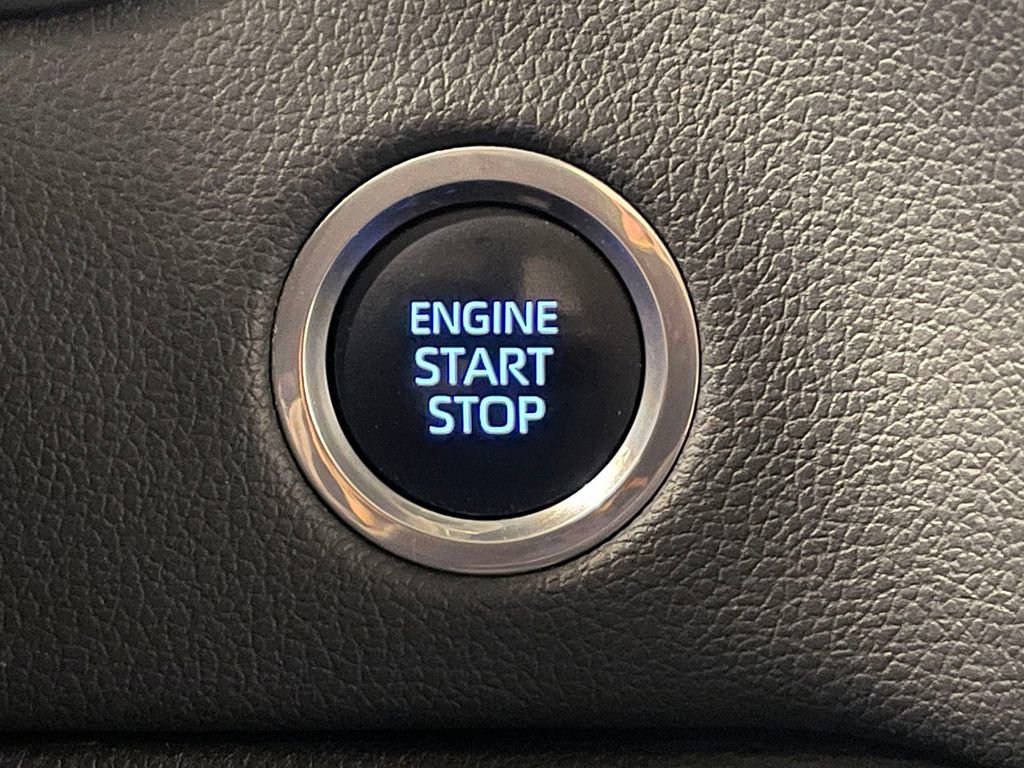 Used 2022 Toyota Tundra Limited image 27