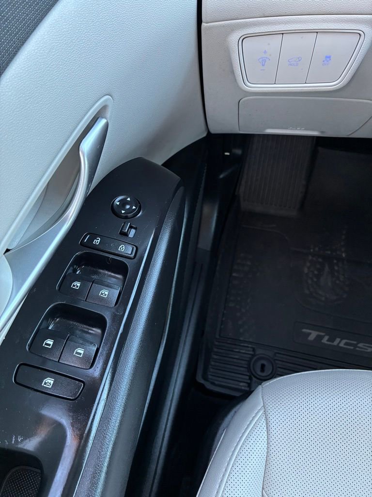Used 2023 Hyundai Tucson SEL w/ Convenience Package image 25