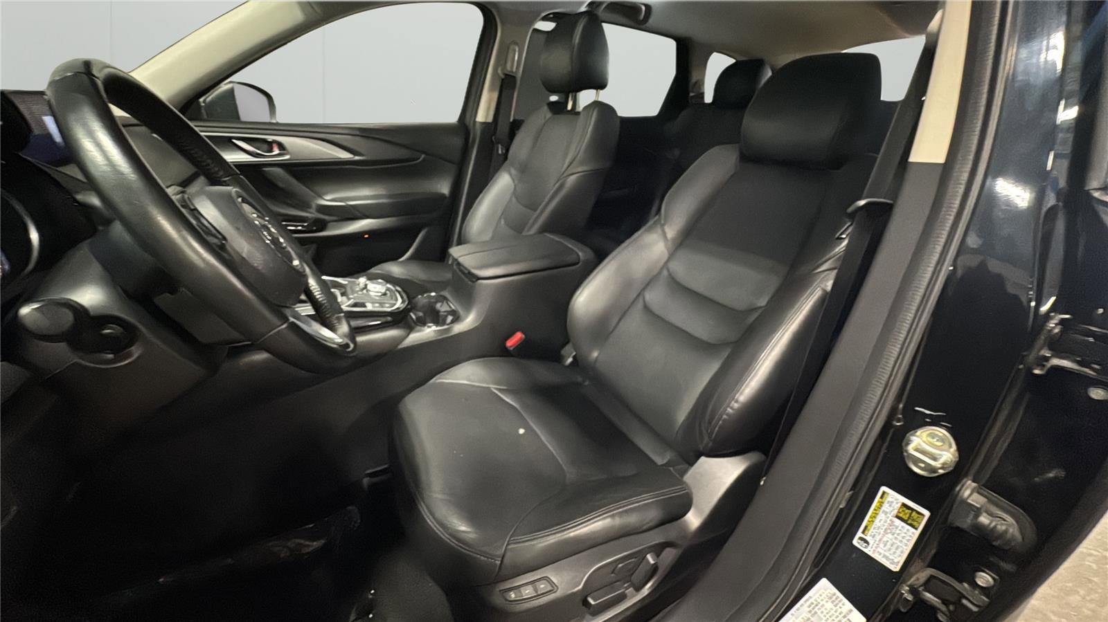 Used 2023 MAZDA CX-9 Touring Plus AWD/4WD image 10
