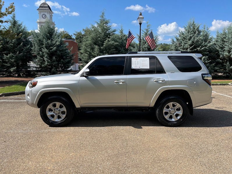 Used 2021 Toyota 4Runner SR5 image 25