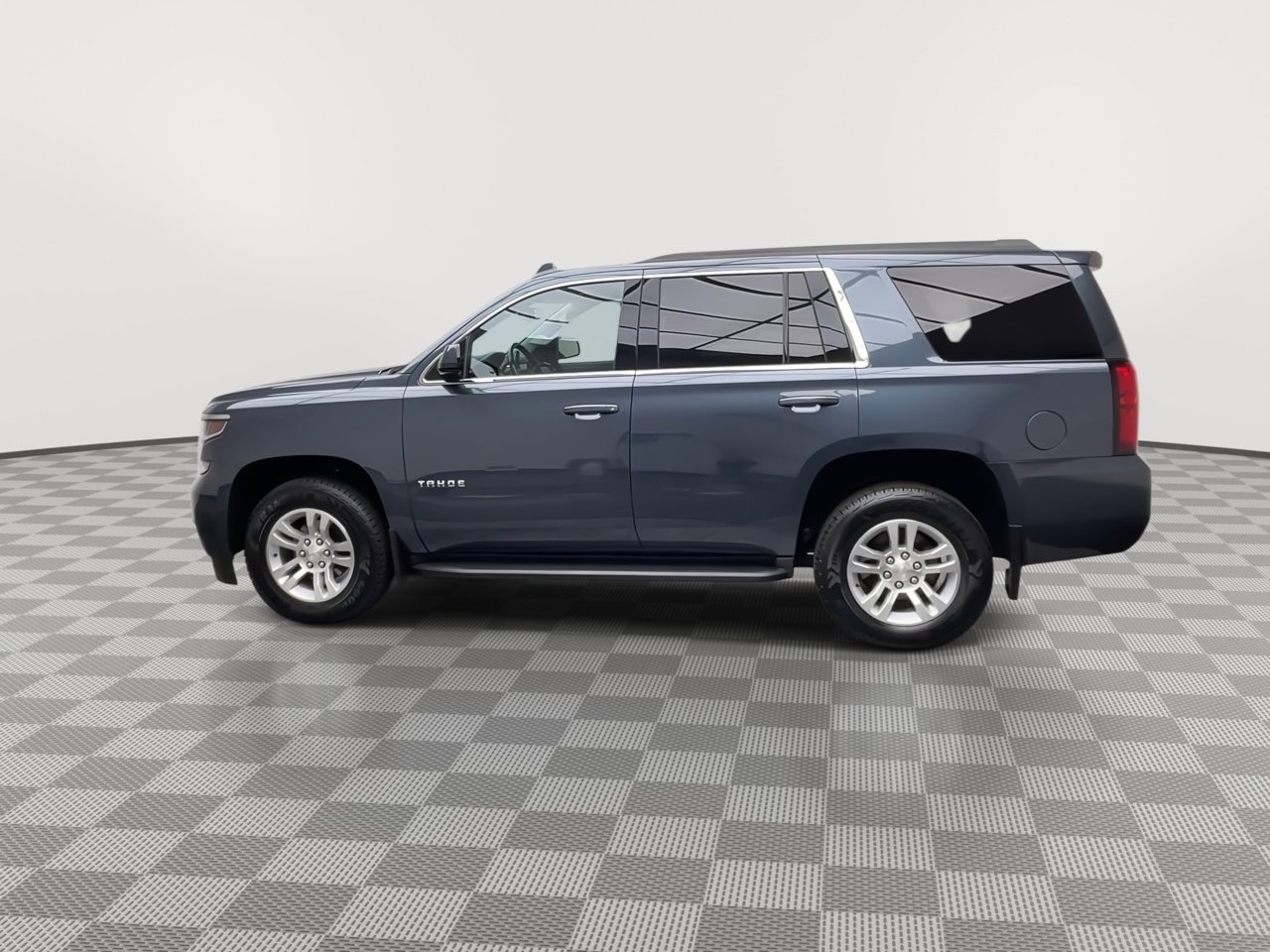 Certified 2020 Chevrolet Tahoe LS w/ Max Trailering Package AWD/4WD image 35