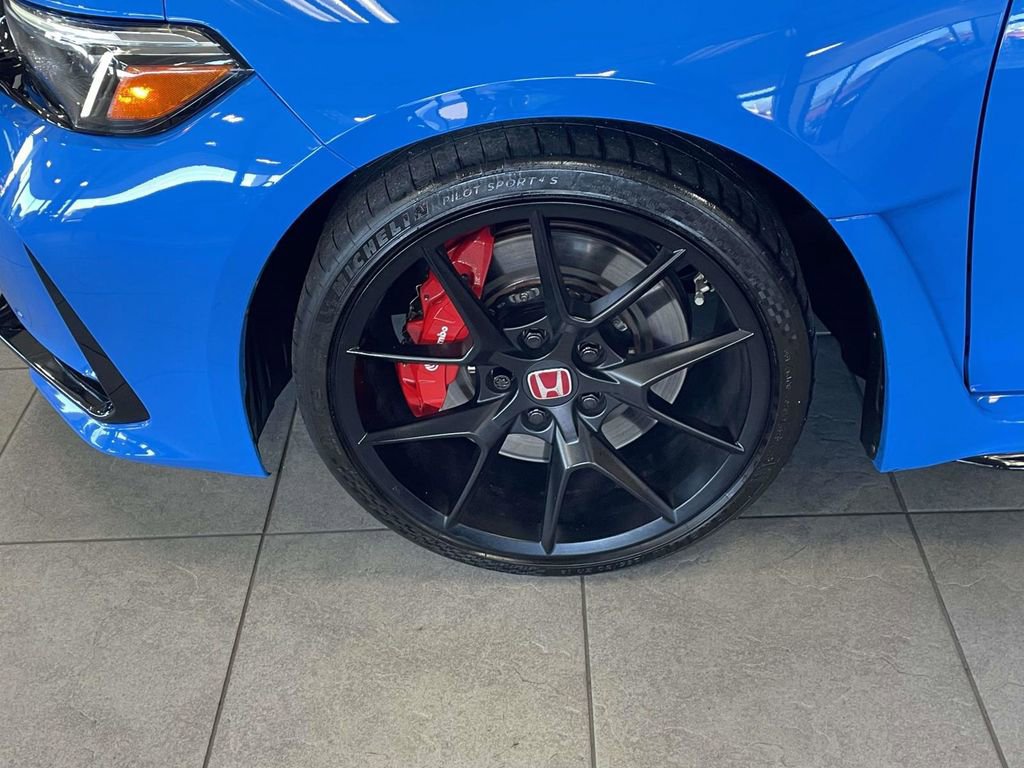 Used 2025 Honda Civic Type R image 10