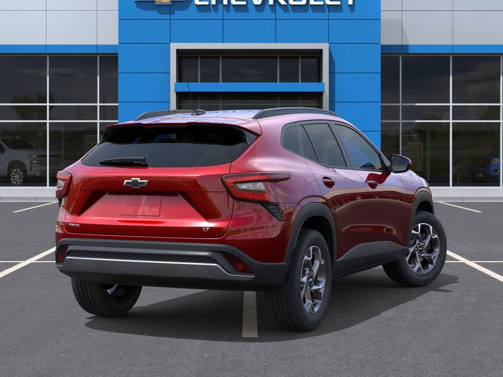 New 2026 Chevrolet Trax LT w/ Driver Confidence Package FWD image 4
