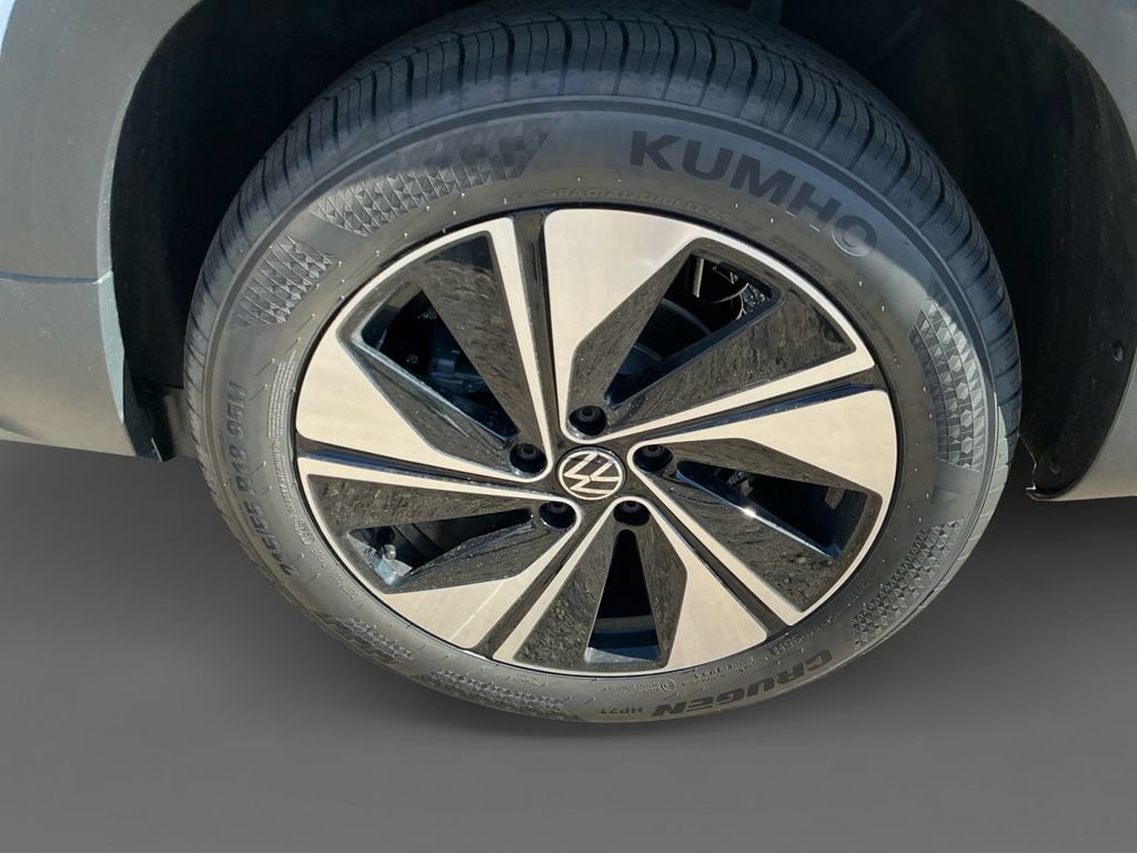 New 2026 Volkswagen Taos SE AWD/4WD image 14