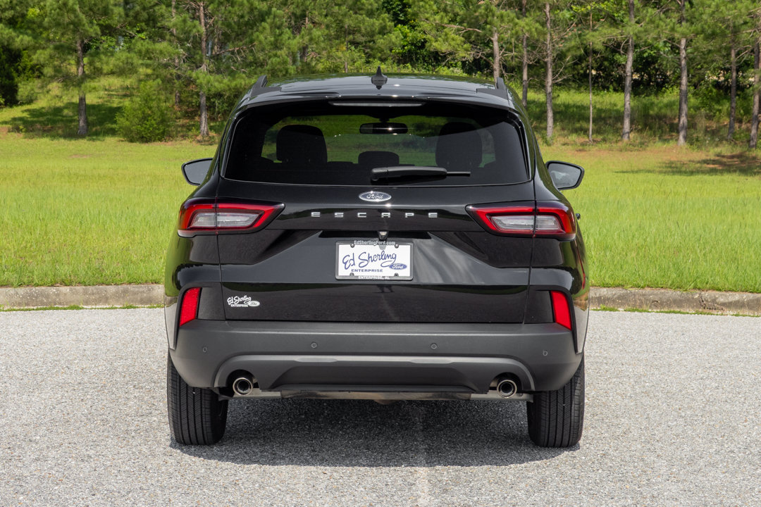 Used 2025 Ford Escape ST-Line w/ Tech Pack #1 FWD image 5