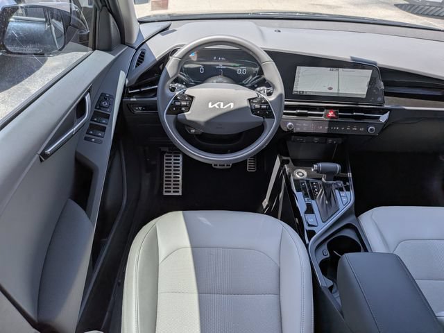 Used 2025 Kia Niro EX Touring FWD image 15