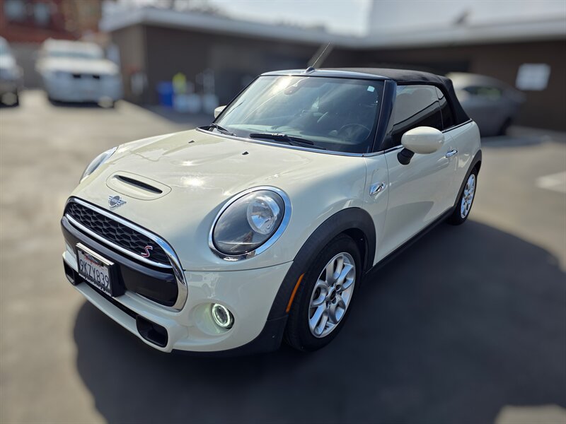 Used 2020 MINI Cooper S w/ Storage Package FWD image 1