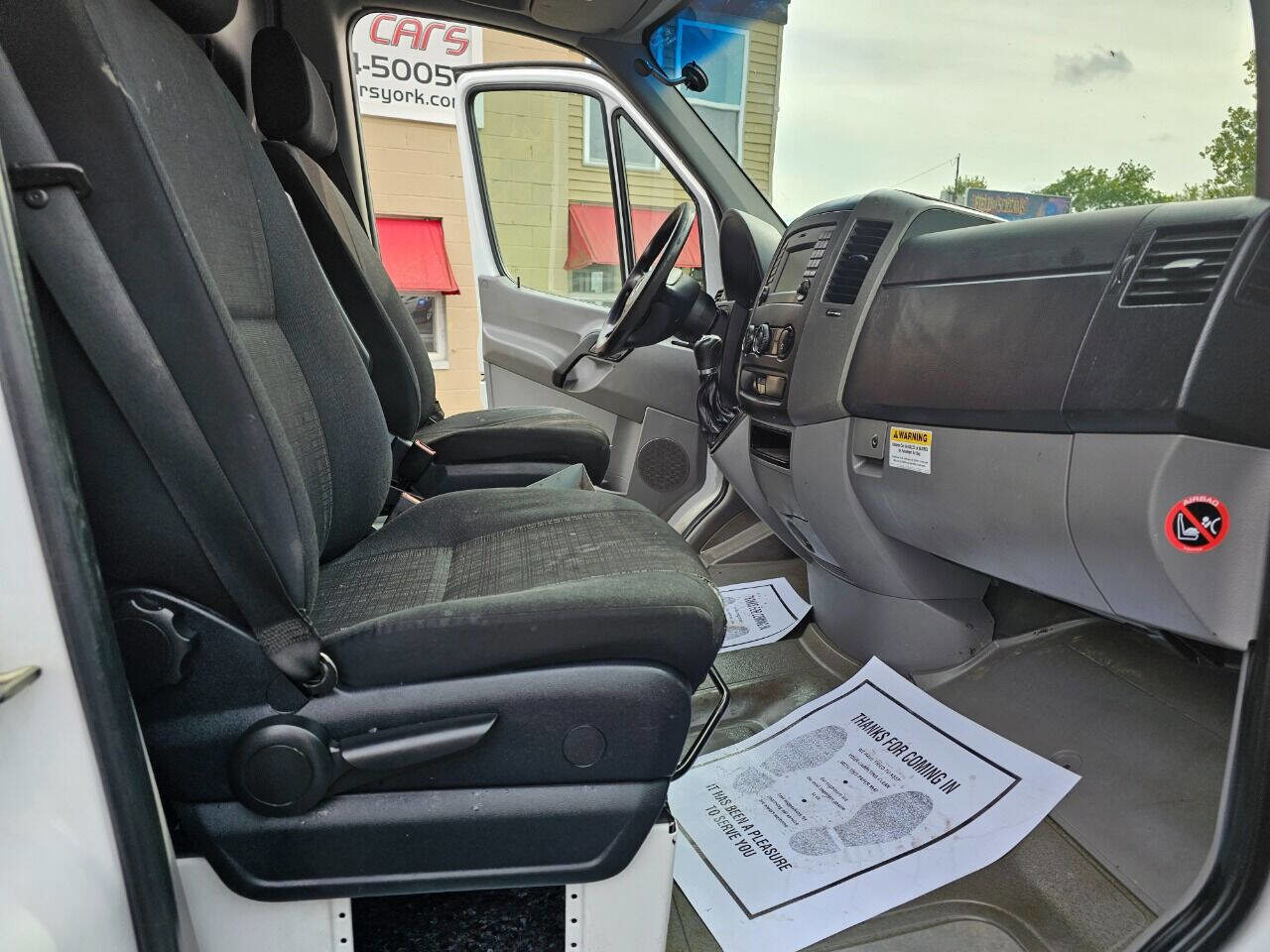Used 2014 Mercedes-Benz Sprinter 2500 image 24