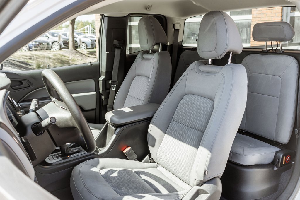 Used 2020 Chevrolet Colorado W/T w/ WT Convenience Package image 7