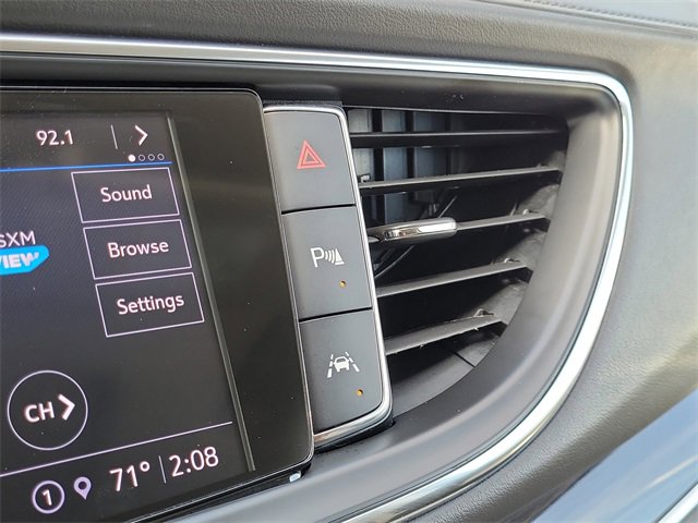 Used 2022 Buick Enclave Essence w/ Experience Buick Package image 21