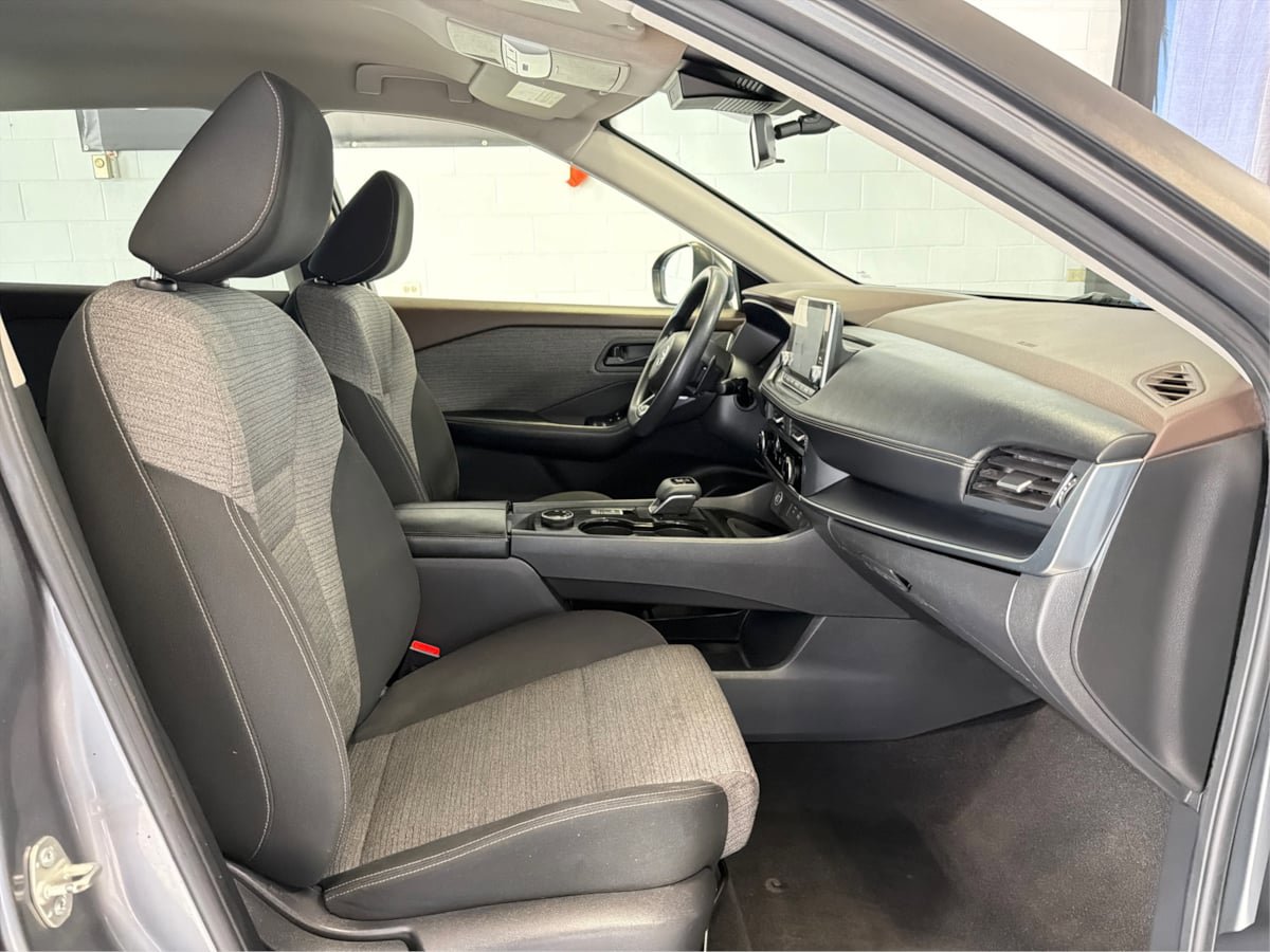 Used 2021 Nissan Rogue S AWD/4WD image 14