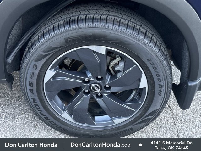 Used 2025 Nissan Rogue SV w/ SV Premium Package AWD/4WD image 41