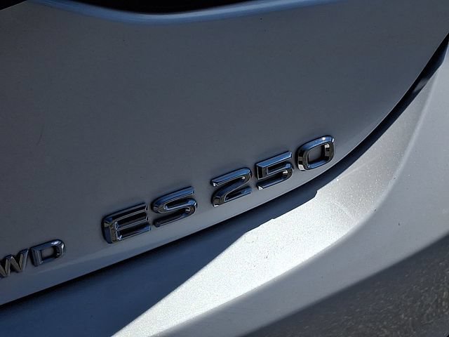 Certified 2021 Lexus ES 250 w/ Premium Package AWD/4WD image 30