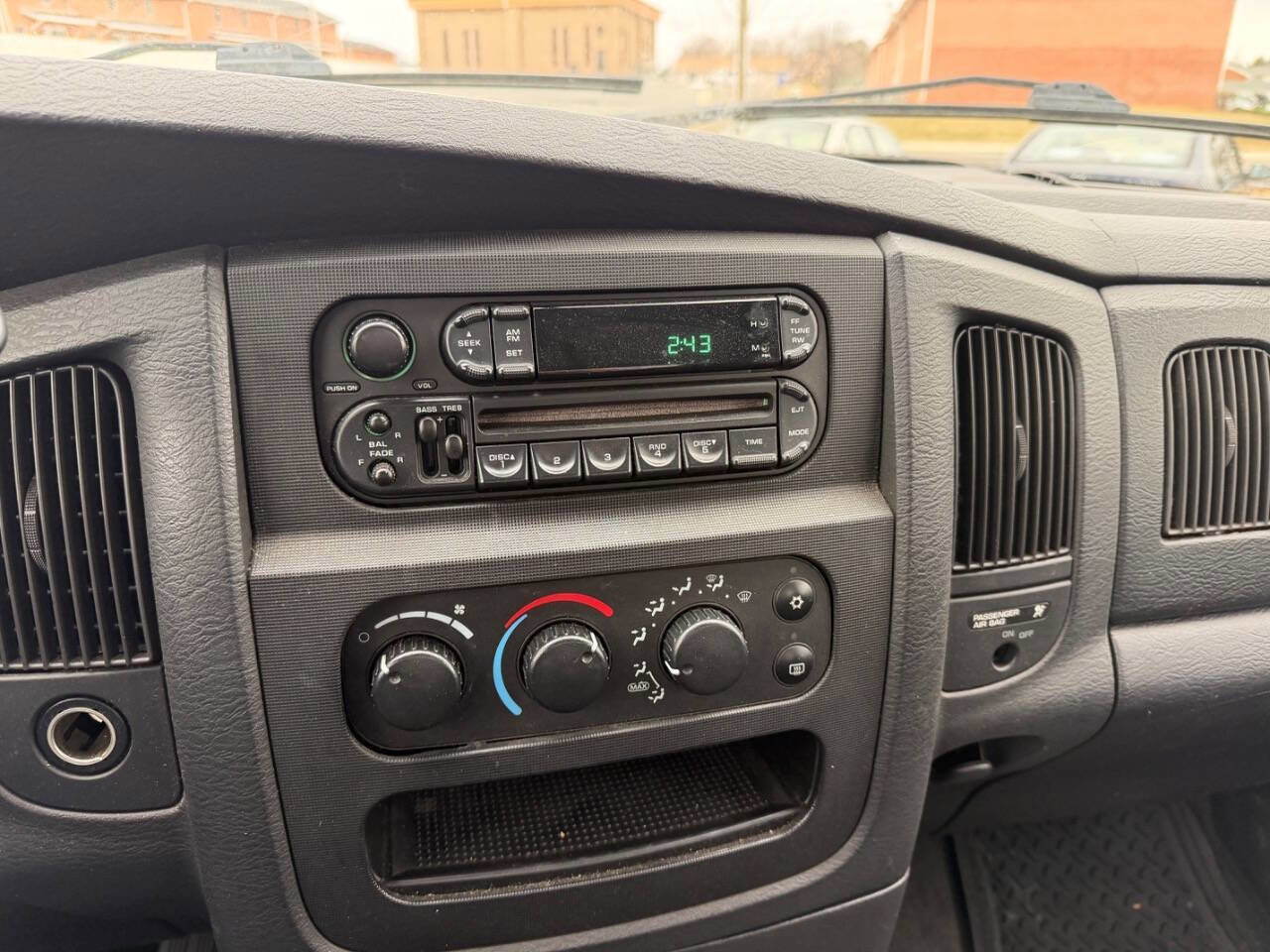 Used 2003 Dodge Ram 1500 Truck SLT image 9