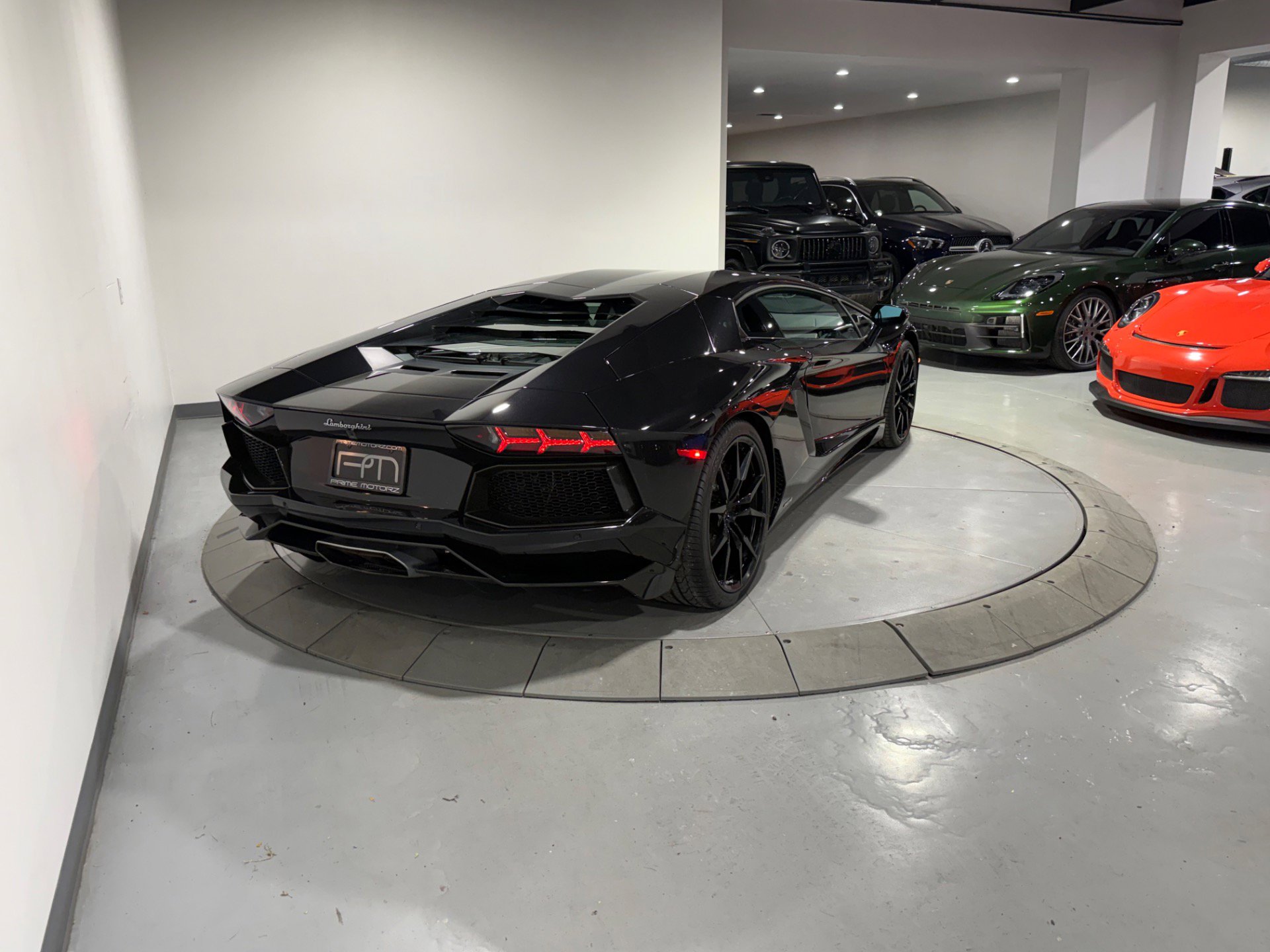 Used 2014 Lamborghini Aventador LP 700-4 image 24