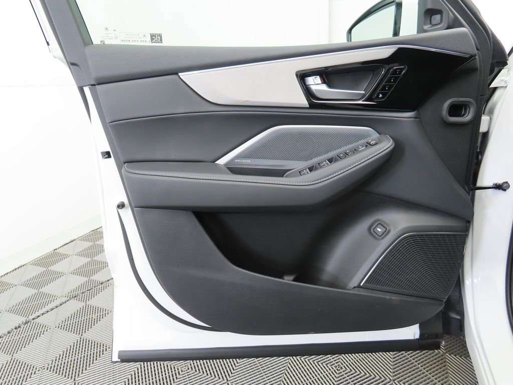 Used 2026 Acura MDX FWD w/ Technology Package image 25