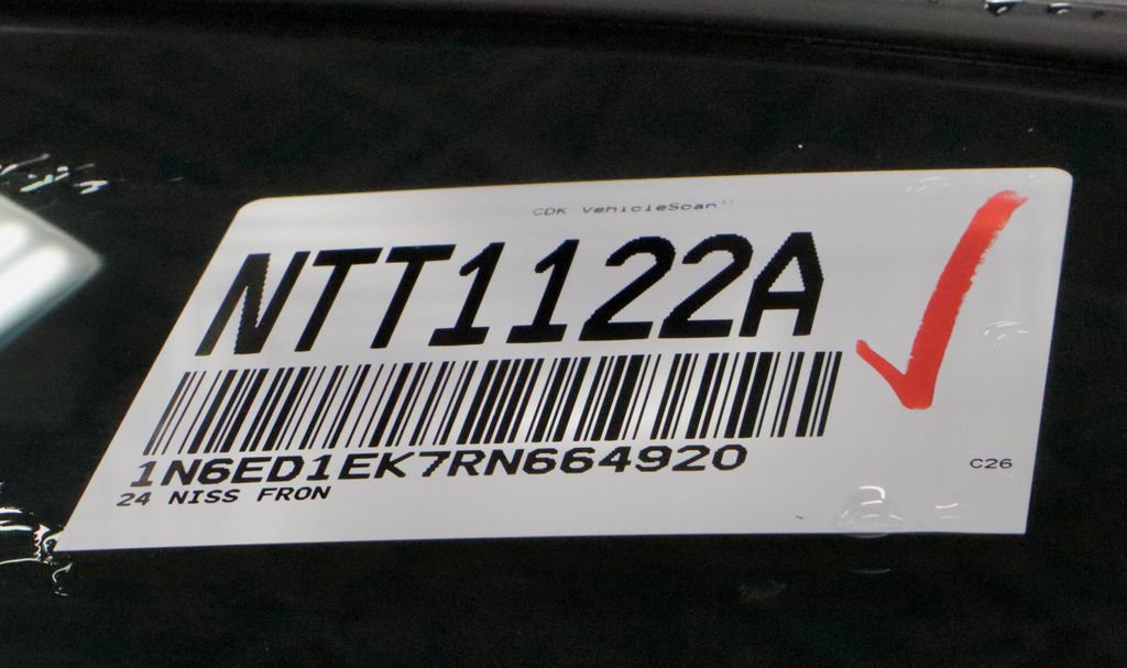 Certified 2024 Nissan Frontier PRO-4X w/ Technology Package image 32