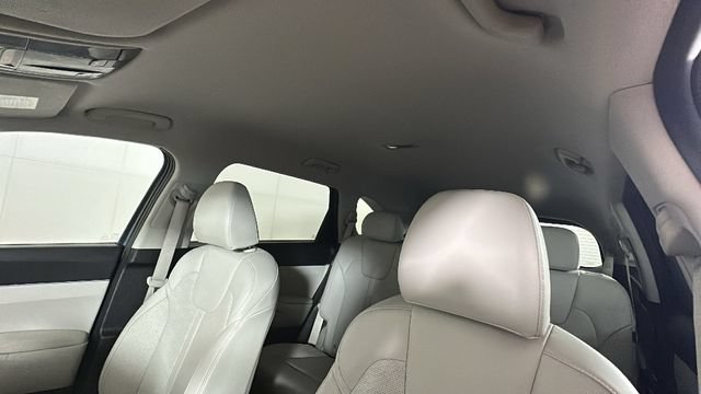 Used 2025 Kia Sorento EX AWD/4WD image 12