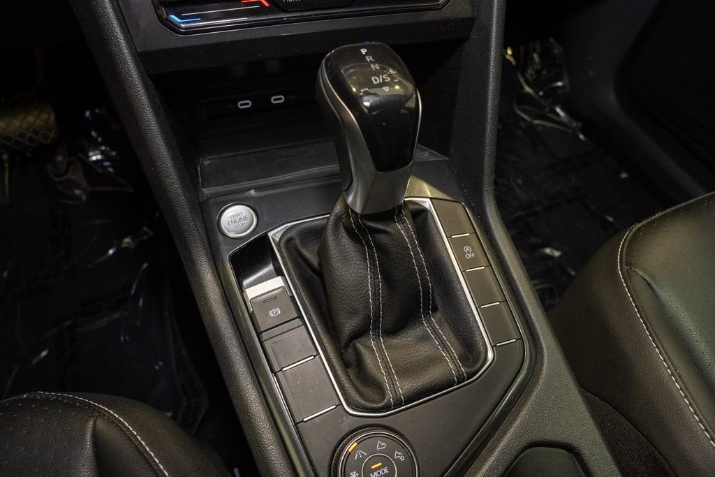 Used 2023 Volkswagen Tiguan SE image 16