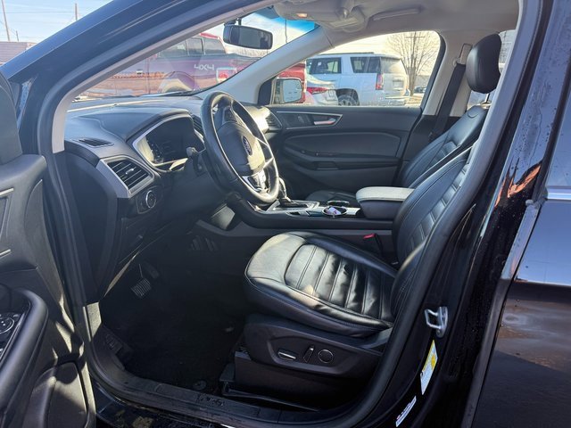 Used 2017 Ford Edge SEL w/ Equipment Group 201A image 9