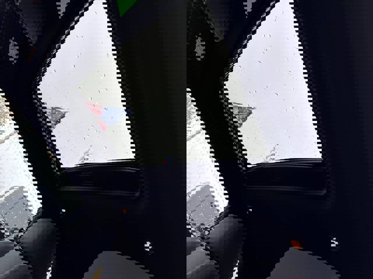 Used 2014 Dodge Challenger R/T image 17