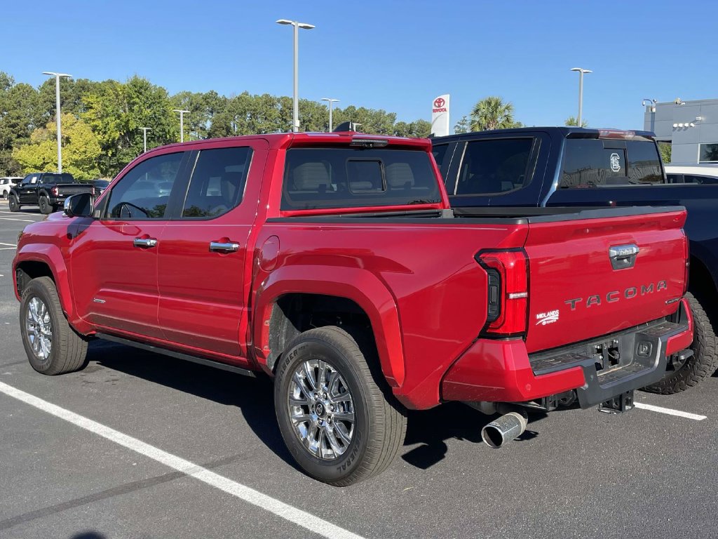 Used 2024 Toyota Tacoma Limited AWD/4WD image 5