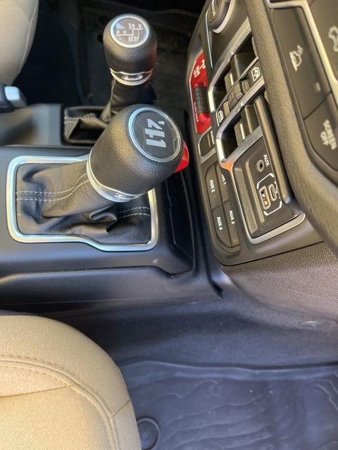 Used 2025 Jeep Wrangler Willys 4xe image 24