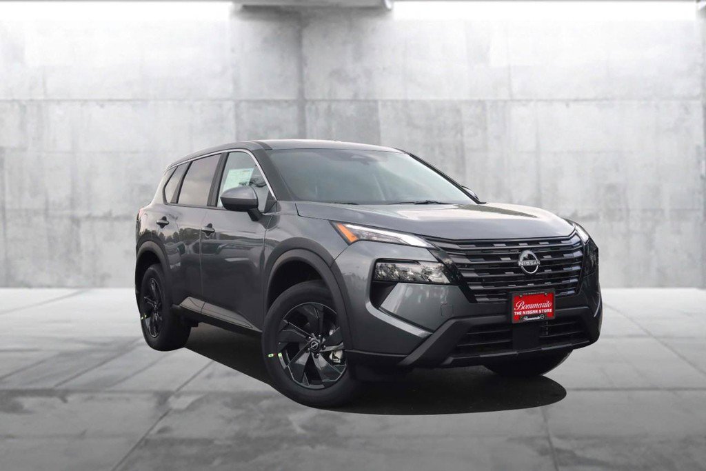 New 2026 Nissan Rogue SV w/ Cold Weather Package AWD/4WD image 2