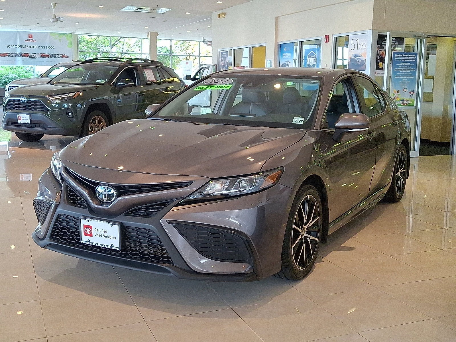 Certified 2024 Toyota Camry SE w/ Cold Weather Package AWD/4WD image 3