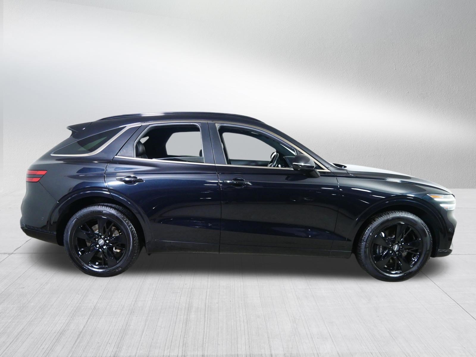 Used 2022 Genesis GV70 3.5T Sport w/ Sport Advanced Package AWD/4WD image 8