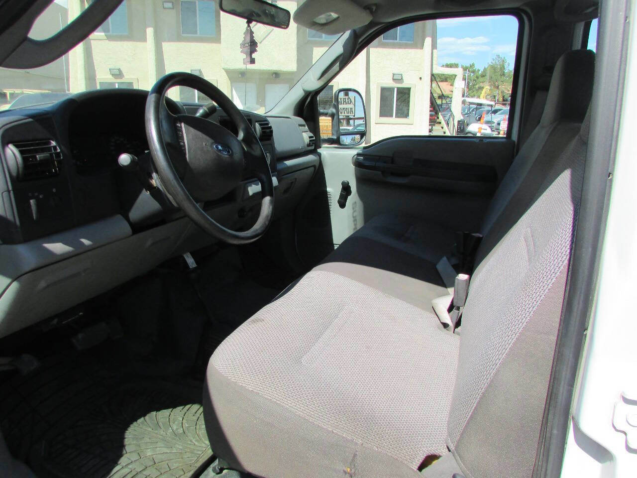 Used 2006 Ford F250 Lariat image 13