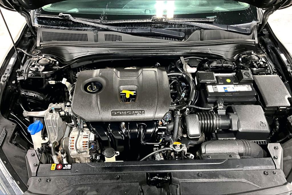 Used 2021 Kia Forte LXS FWD image 12