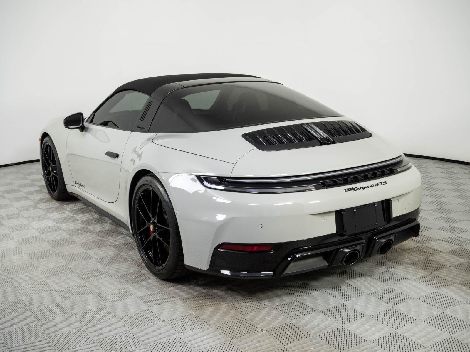 Used 2026 Porsche 911 Targa 4 GTS AWD/4WD image 34
