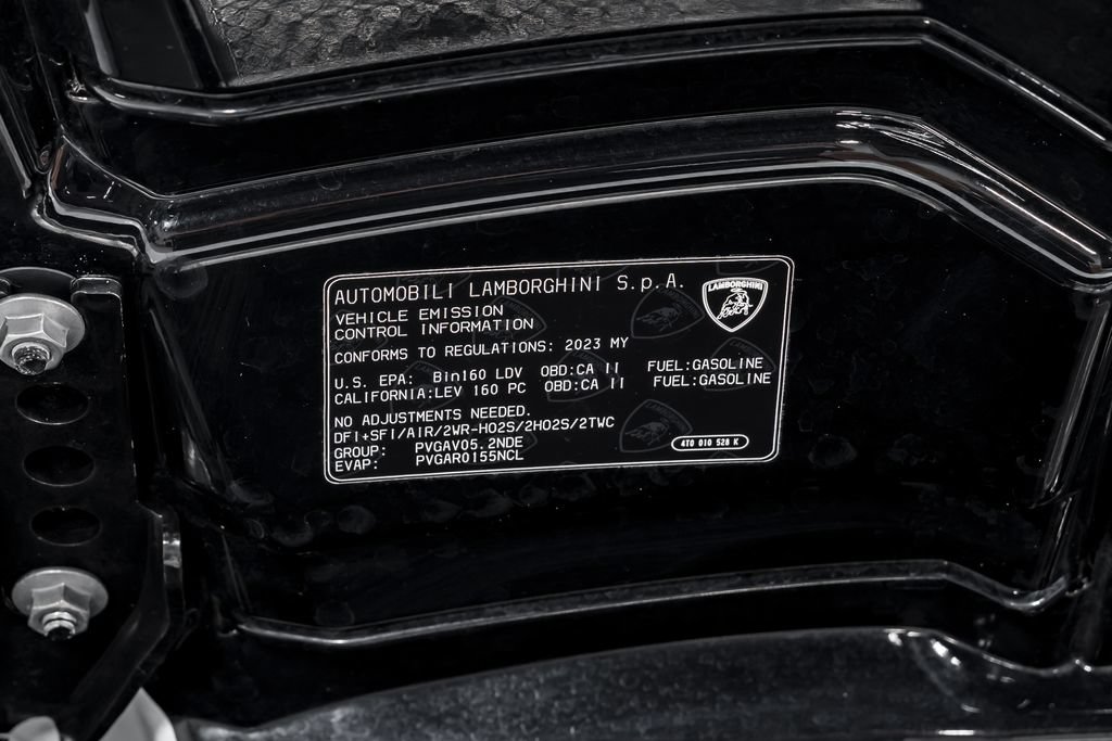 Used 2023 Lamborghini Huracan EVO RWD image 60