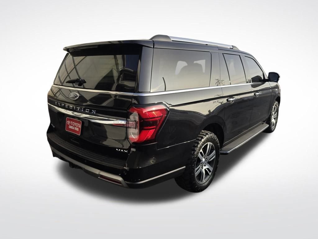 Used 2023 Ford Expedition Max Limited image 5