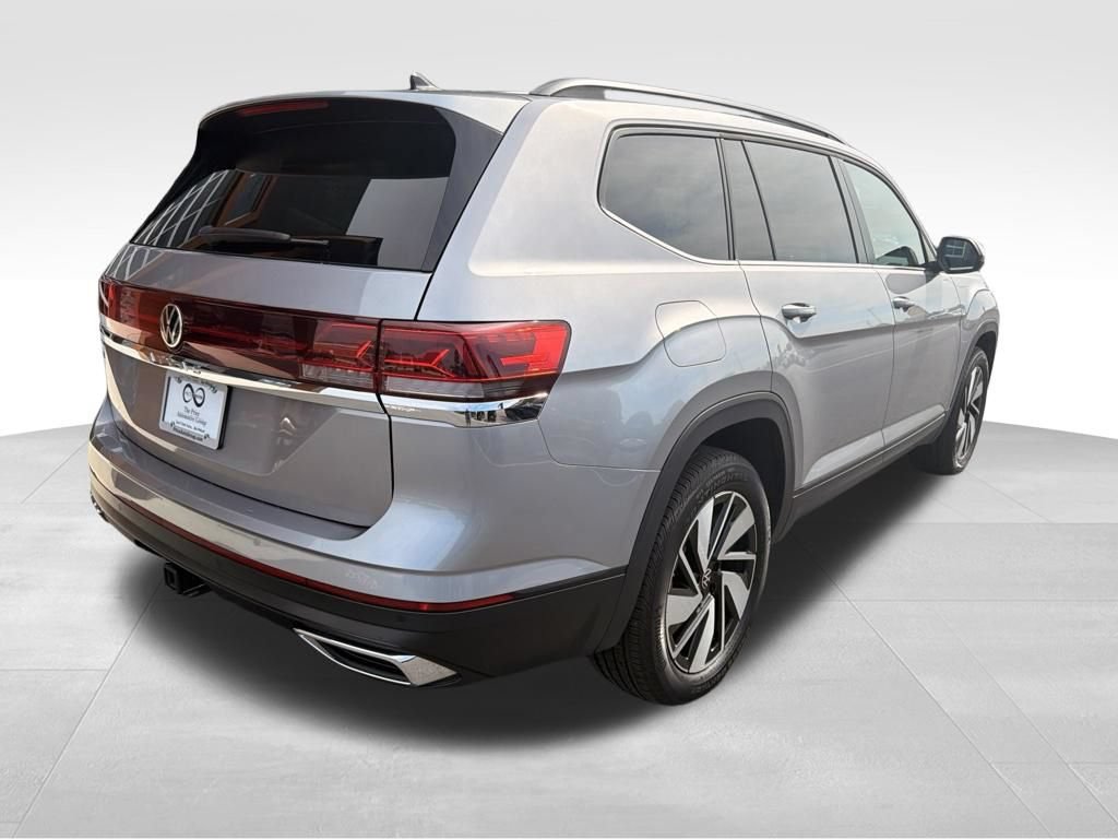 Used 2025 Volkswagen Atlas SE FWD image 7