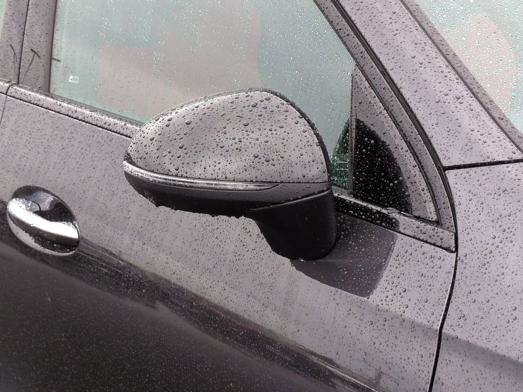 Used 2024 Mercedes-Benz GLC 43 AMG 4MATIC image 11