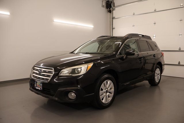 Used 2017 Subaru Outback 2.5i Premium AWD/4WD image 5