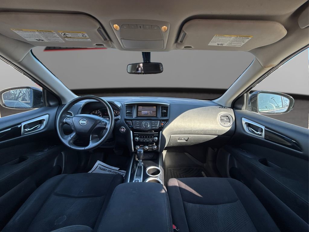 Used 2015 Nissan Pathfinder SV AWD/4WD image 25