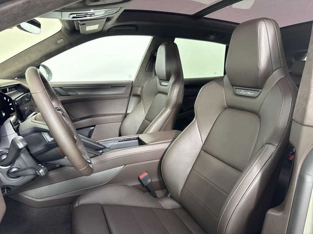 New 2026 Porsche Cayenne Turbo AWD/4WD image 5